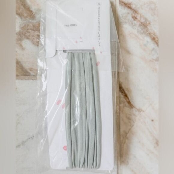 Baby Bling Bows FAB-BOW-LOUS® Grey Headband - Handmade, One Size NWT - Picture 3 of 3